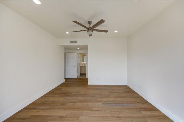 2001 Holcombe Boulevard 2203, Houston, TX 77030