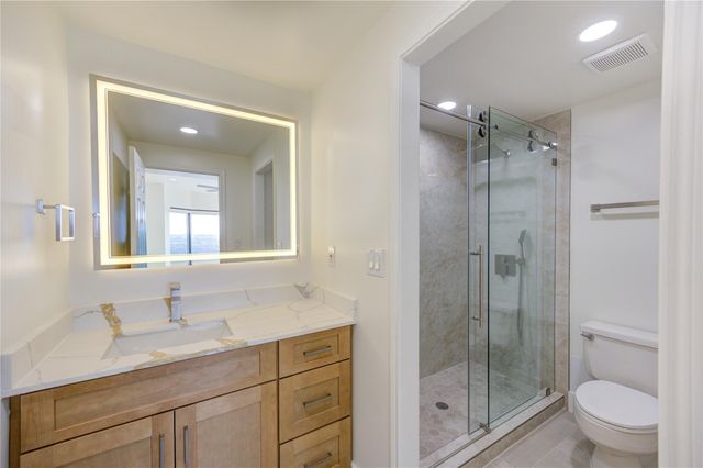 2001 Holcombe Boulevard 2203, Houston, TX 77030