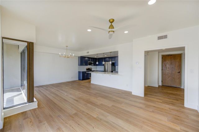 2001 Holcombe Boulevard 2203, Houston, TX 77030