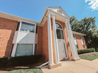 1501 N Milwaukee Avenue 3A, Libertyville, IL 60048