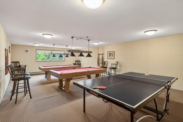 1601 N Innsbruck Drive 379, Fridley, MN 55432