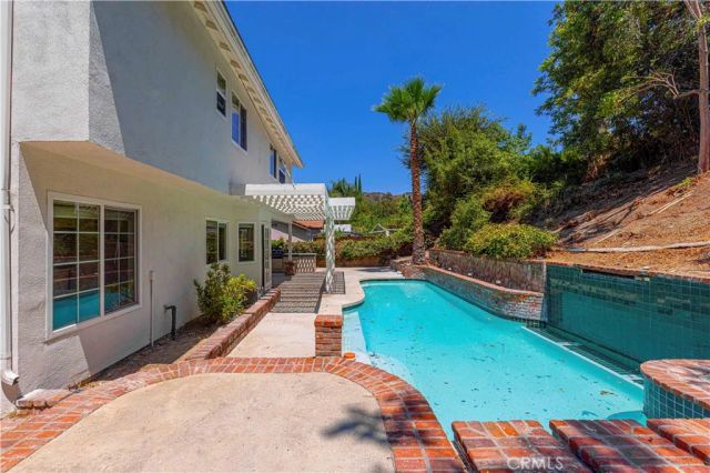 900 Fall Creek Court, Walnut, CA 91789