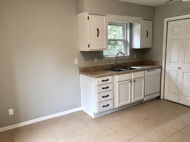 6313 Medearis Court, Mobile, AL 36693
