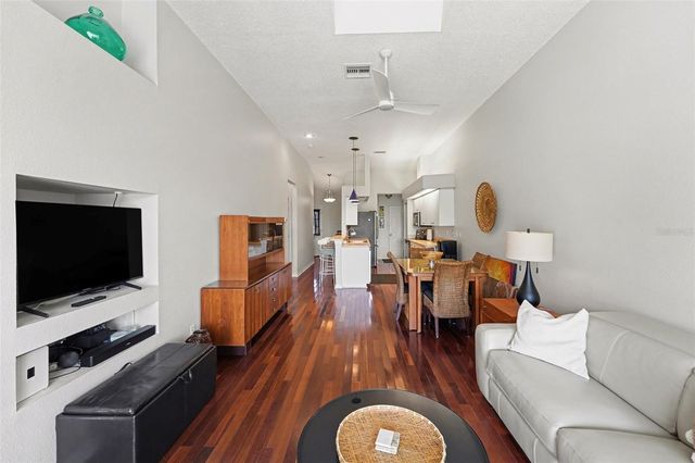 209 HEMINGWAY DRIVE, Oldsmar, FL 34677