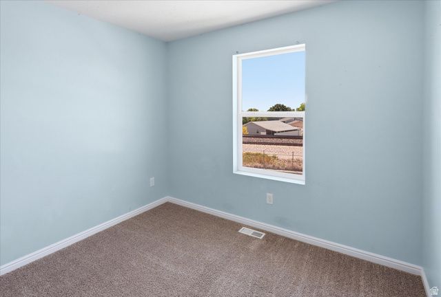 2581 N 500 W, Sunset, UT 84015