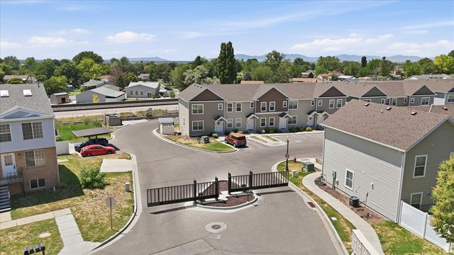 2581 N 500 W, Sunset, UT 84015