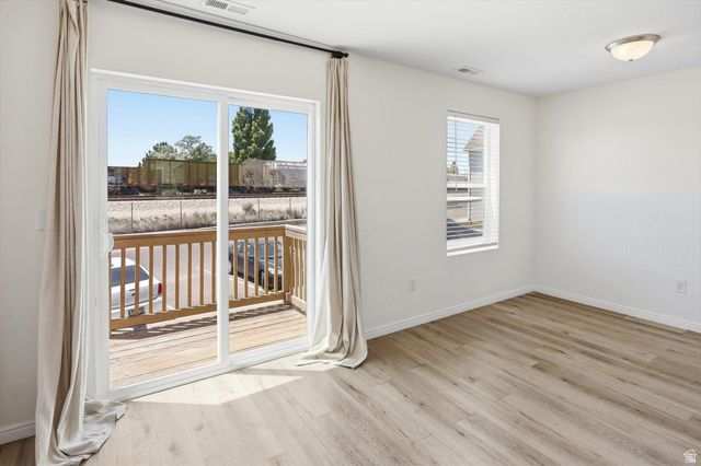 2581 N 500 W, Sunset, UT 84015