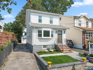 485 Columbia Avenue, Ridgefield, NJ 07657