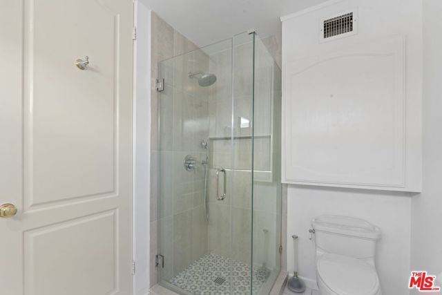 9501 W Olympic Boulevard, Beverly Hills, CA 90212