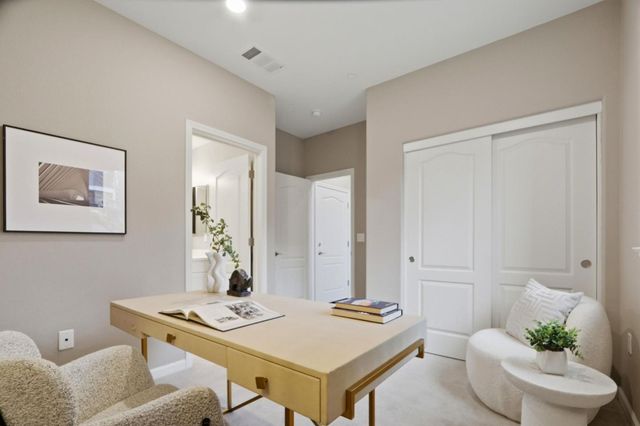 157 Llano De Los Robles Avenue 4, San Jose, CA 95136