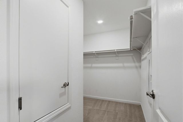 157 Llano De Los Robles Avenue 4, San Jose, CA 95136