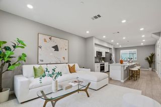 157 Llano De Los Robles Avenue 4, San Jose, CA 95136