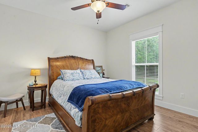 305 Hoffman Lane, Waveland, MS 39576
