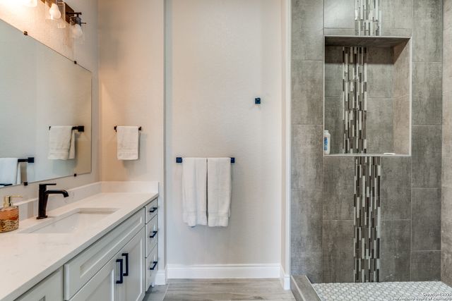 3105 Comal, Canyon Lake, TX 78133