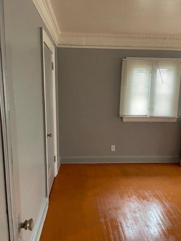 17303 Runyon Street, Detroit, MI 48234