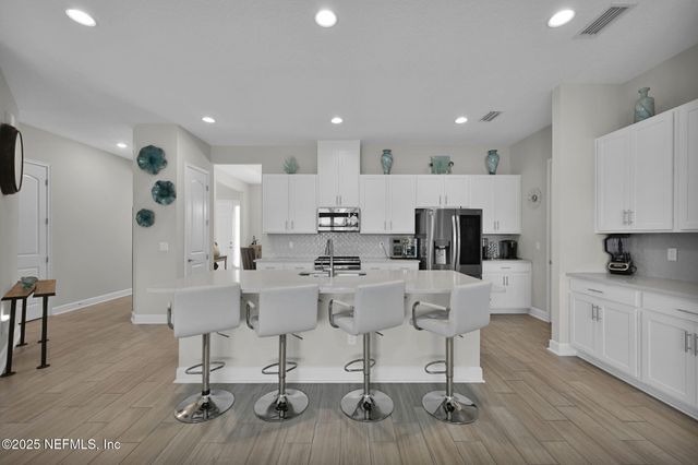 1724 AUSTIN LAKE Way, Middleburg, FL 32068