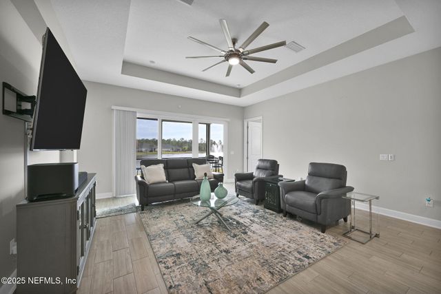 1724 AUSTIN LAKE Way, Middleburg, FL 32068