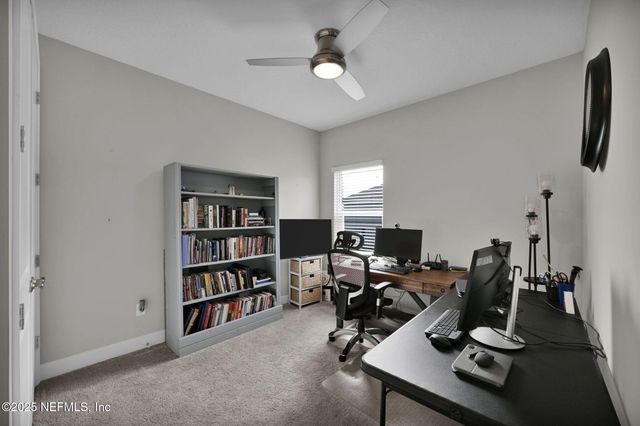 1724 AUSTIN LAKE Way, Middleburg, FL 32068