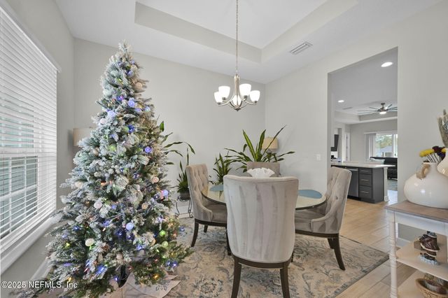 1724 AUSTIN LAKE Way, Middleburg, FL 32068