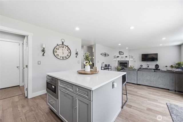 23404 SE 263rd Street, Maple Valley, WA 98038