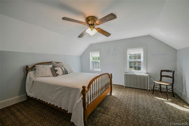 147 N Country Road, Mount Sinai, NY 11766