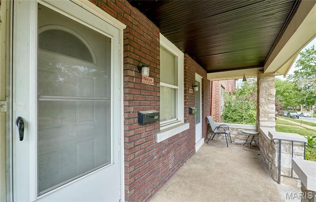 5202 Bancroft Avenue A, St Louis, MO 63109