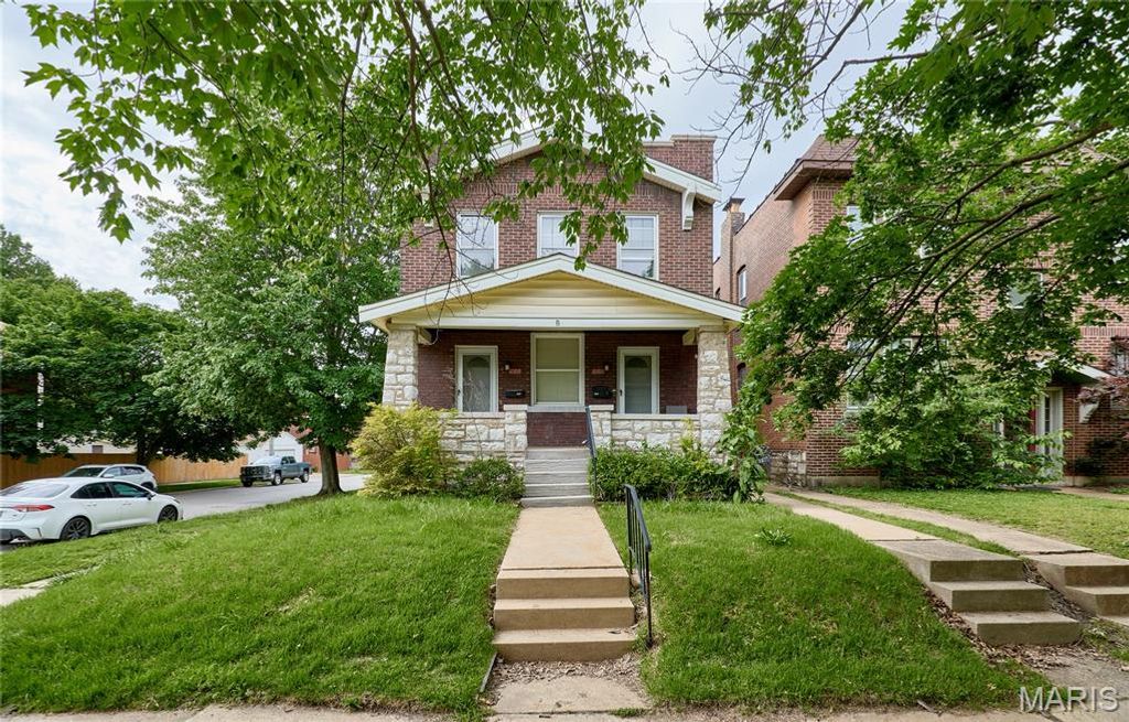 5202 Bancroft Avenue A, St Louis, MO 63109