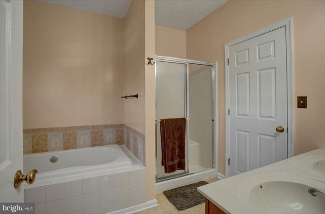 1983 FARMALL DRIVE, Greencastle, PA 17225