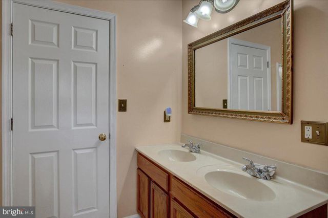 1983 FARMALL DRIVE, Greencastle, PA 17225