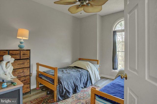 1983 FARMALL DRIVE, Greencastle, PA 17225