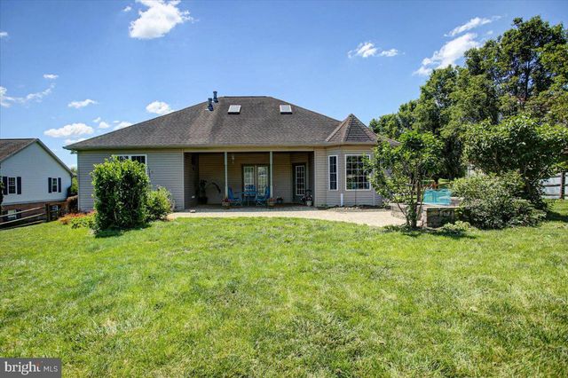 1983 FARMALL DRIVE, Greencastle, PA 17225