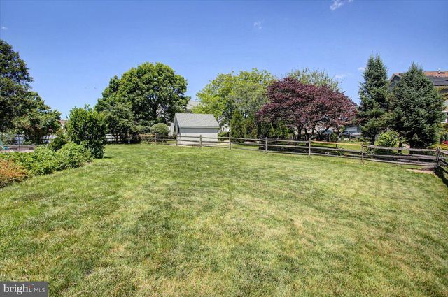 1983 FARMALL DRIVE, Greencastle, PA 17225