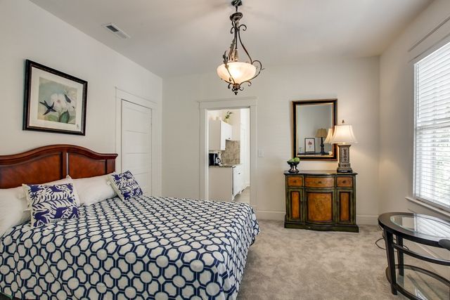 210 5th Ave S Apt 3, Franklin, TN 37064