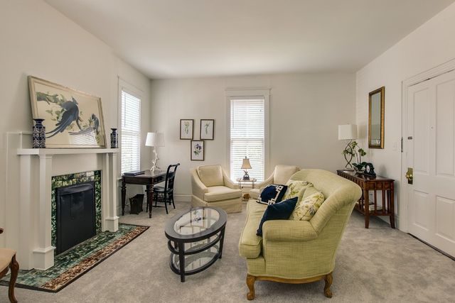 210 5th Ave S Apt 3, Franklin, TN 37064