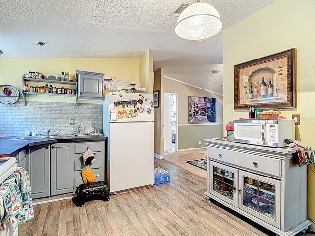 6421 SUNNYSIDE RANCH ROAD, Brooksville, FL 34602