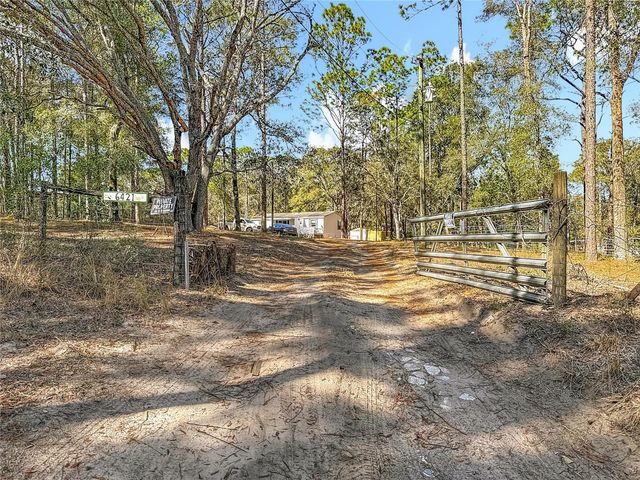 6421 SUNNYSIDE RANCH ROAD, Brooksville, FL 34602