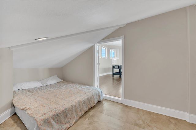 615 29th Street, San Leon, TX 77539