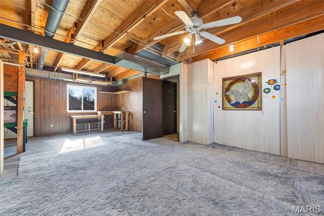 17 Trade Winds Drive, St Peters, MO 63376