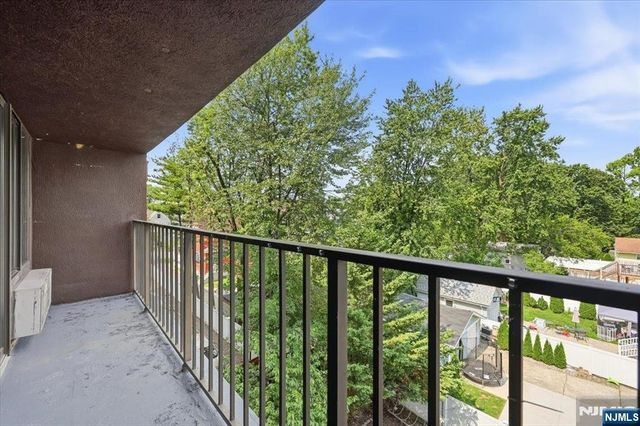 55 Clinton Place 404, Hackensack, NJ 07601