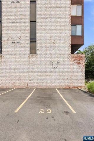 55 Clinton Place 404, Hackensack, NJ 07601