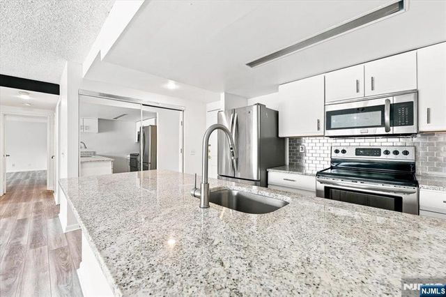 55 Clinton Place 404, Hackensack, NJ 07601