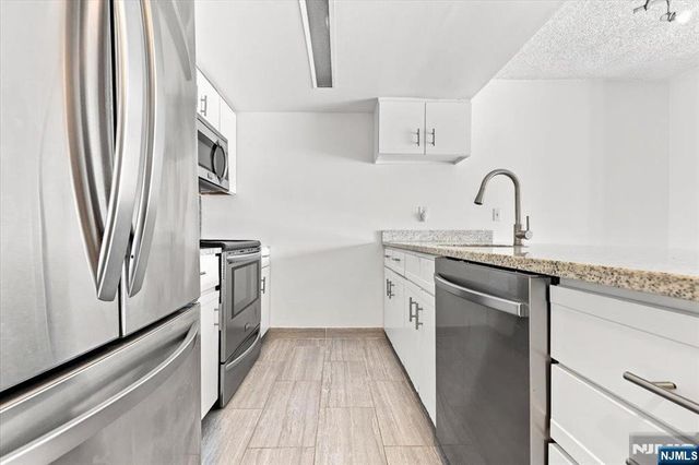 55 Clinton Place 404, Hackensack, NJ 07601