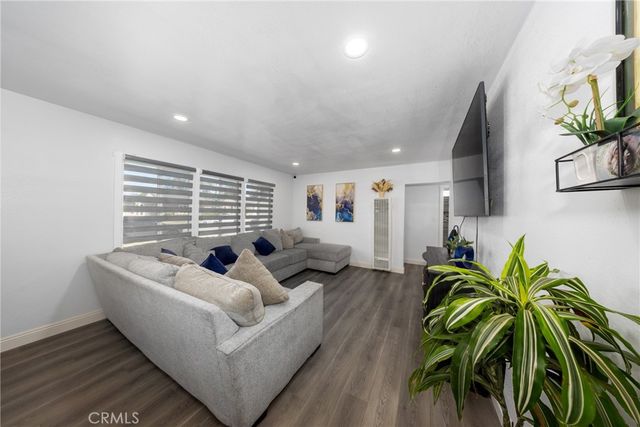 2821 Cedar, San Bernardino, CA 92404