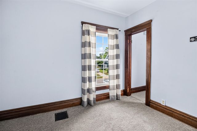 66 Magnolia Avenue, Battle Creek, MI 49017