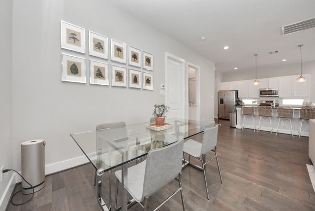 5619 Kansas Street B, Houston, TX 77007