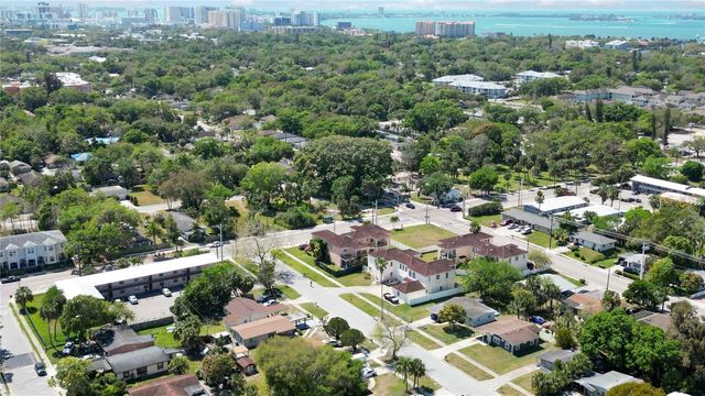 1621 DR MARTIN LUTHER KING WAY, Sarasota, FL 34234