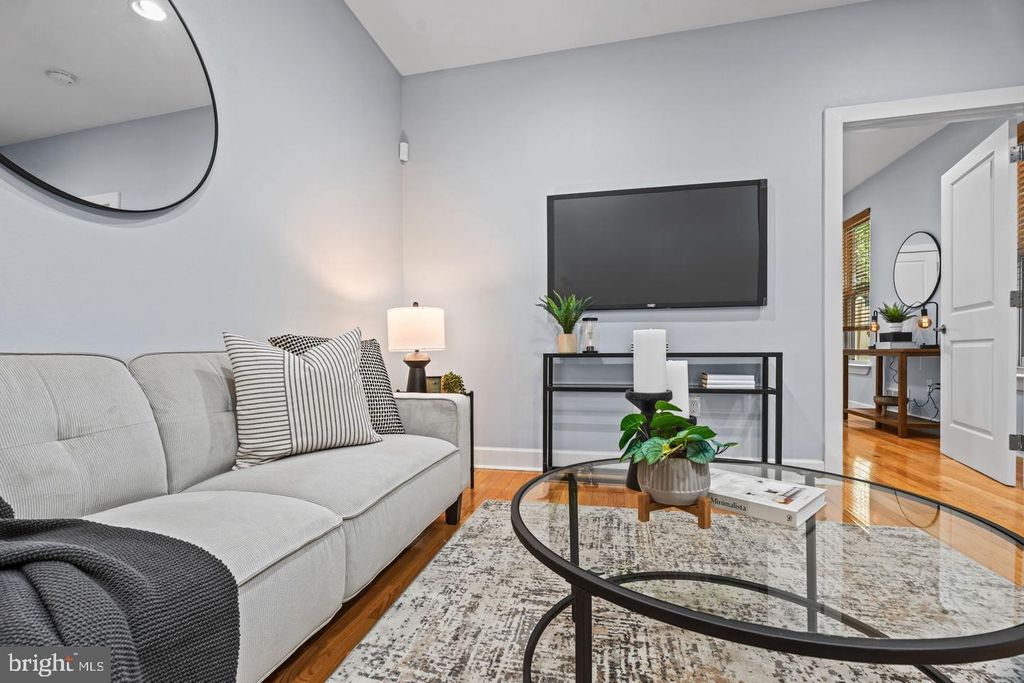 1908 POPLAR ST #A, PHILADELPHIA, PA 19130 — photo 3