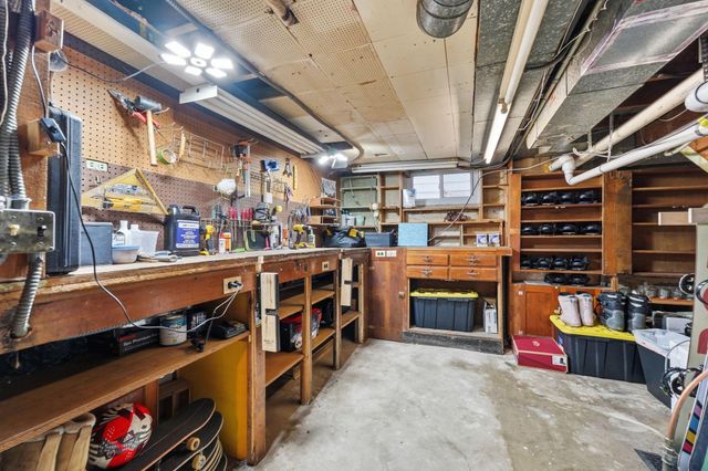 5709 45th Avenue S, Minneapolis, MN 55417