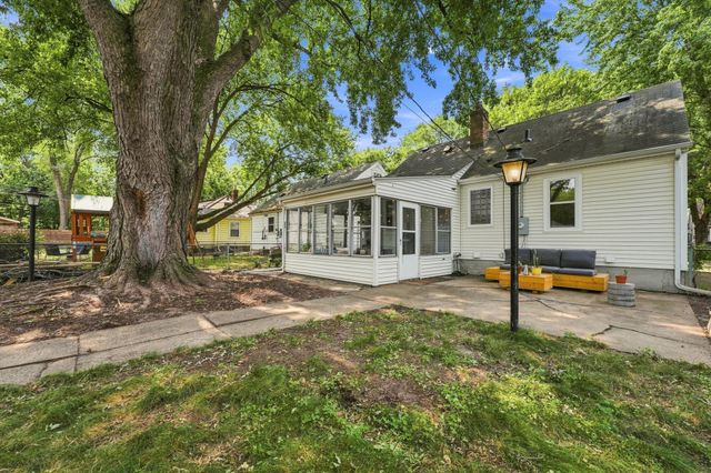5709 45th Avenue S, Minneapolis, MN 55417