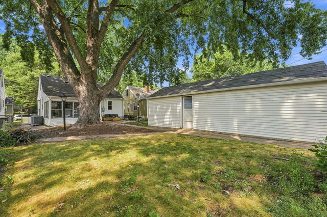 5709 45th Avenue S, Minneapolis, MN 55417
